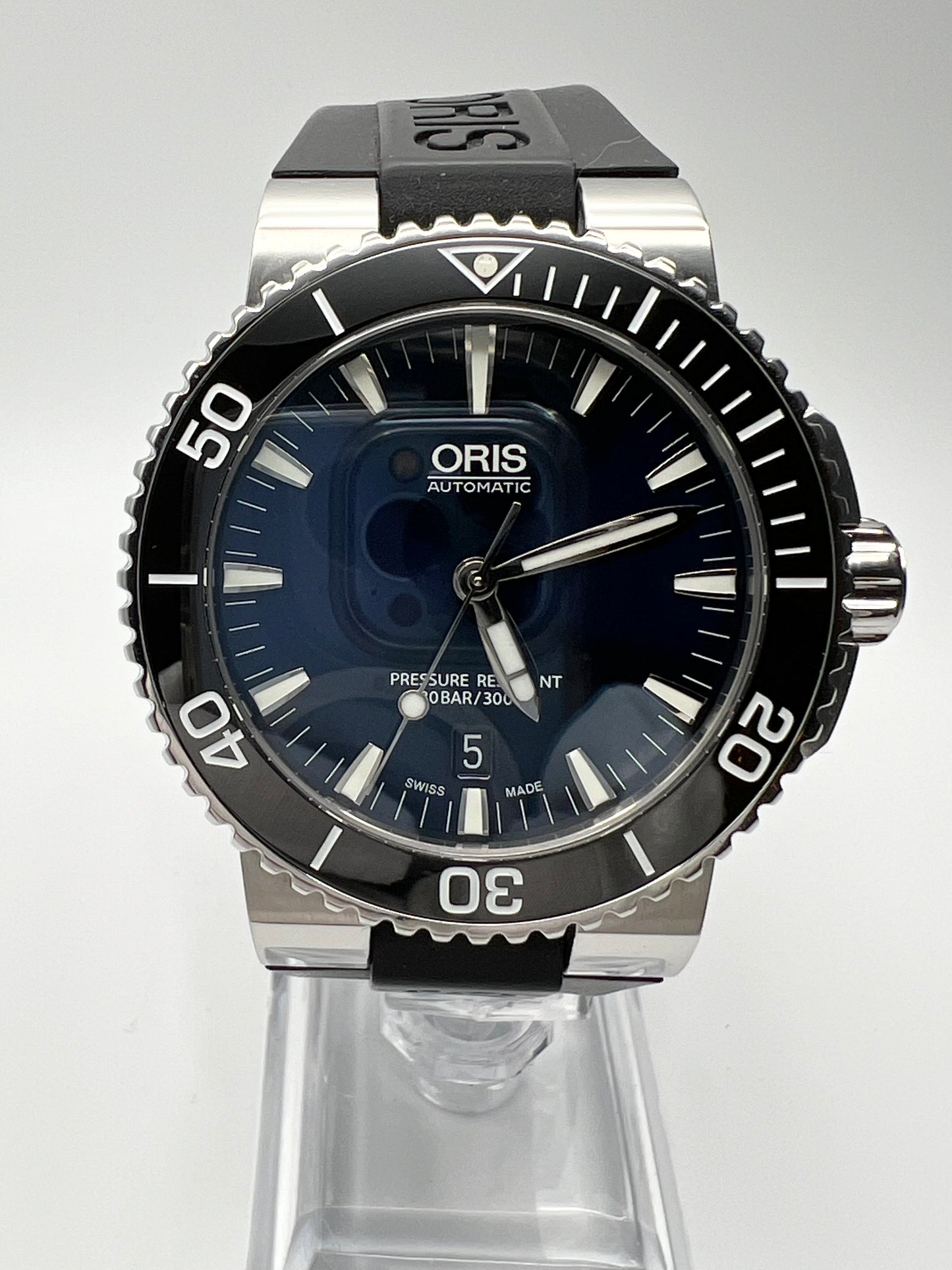 Oris Aquis Date