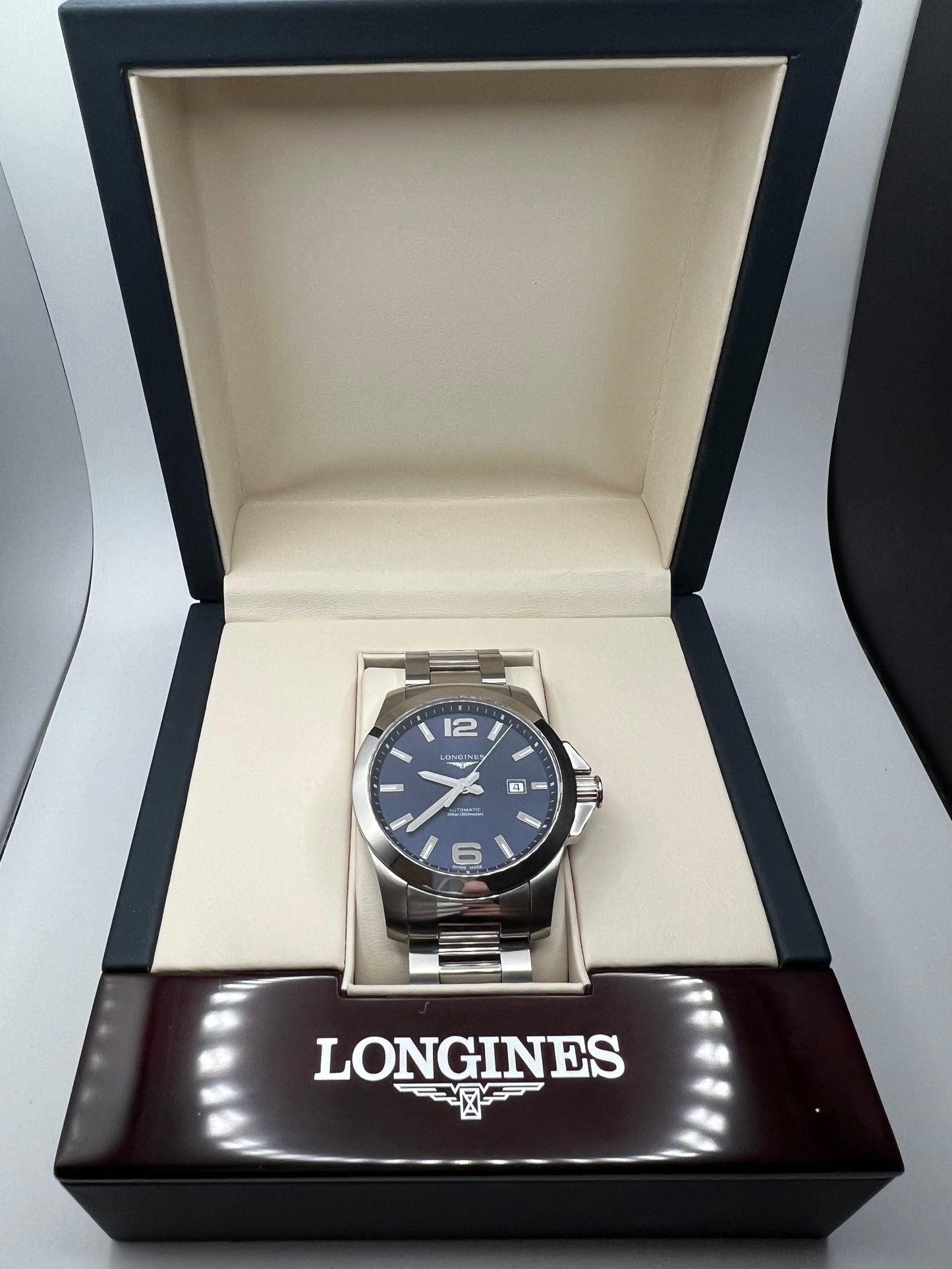 Longines Conquest Automatic